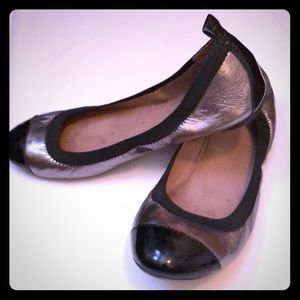 Gold & Black Elorie Ballet Flats